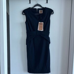 NWT. Nue by Shani Size 2 navy dress